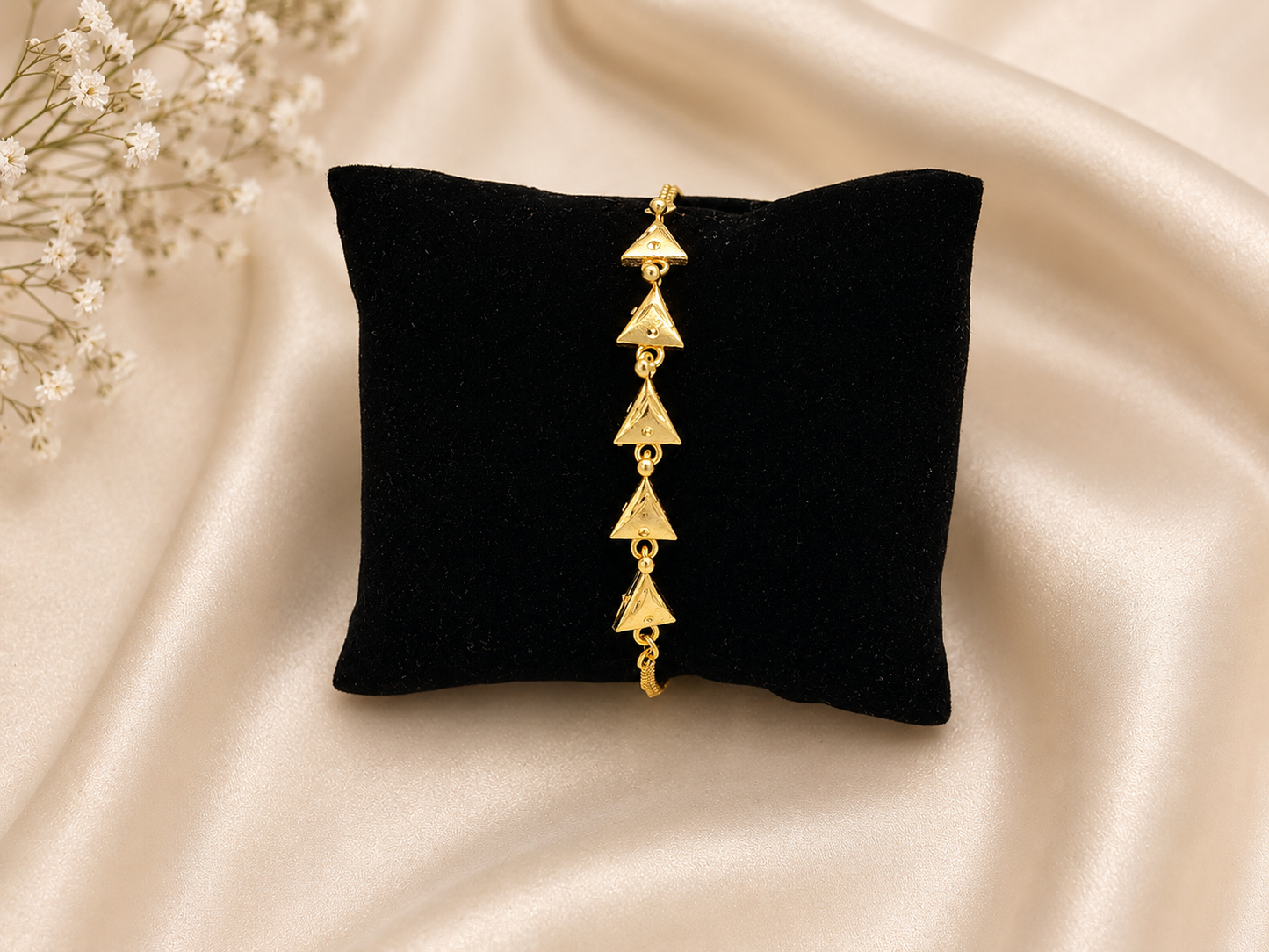 GEOMETRIC TRIANGLE MICRO GOLD PLATED BRACELET FOR WOMEN