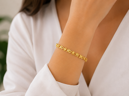 HEARTFALL GOLD BRACELET FOR WOMEN