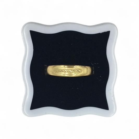 OVAL CENTER DETAIL GOLD LADIES RING