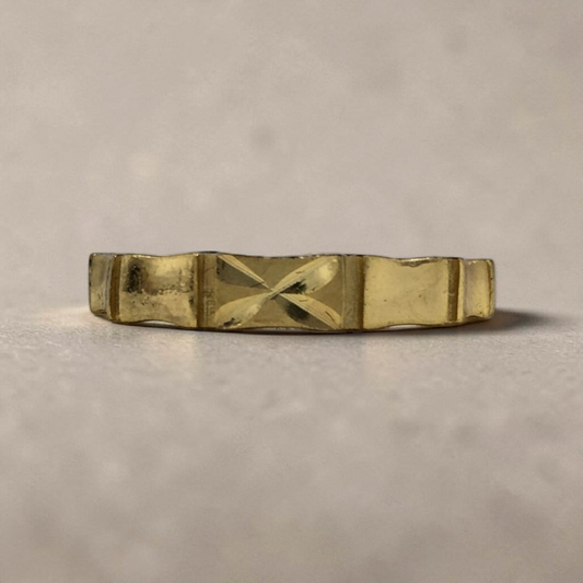 GEOMETRIC CUT GOLD LADIES RING