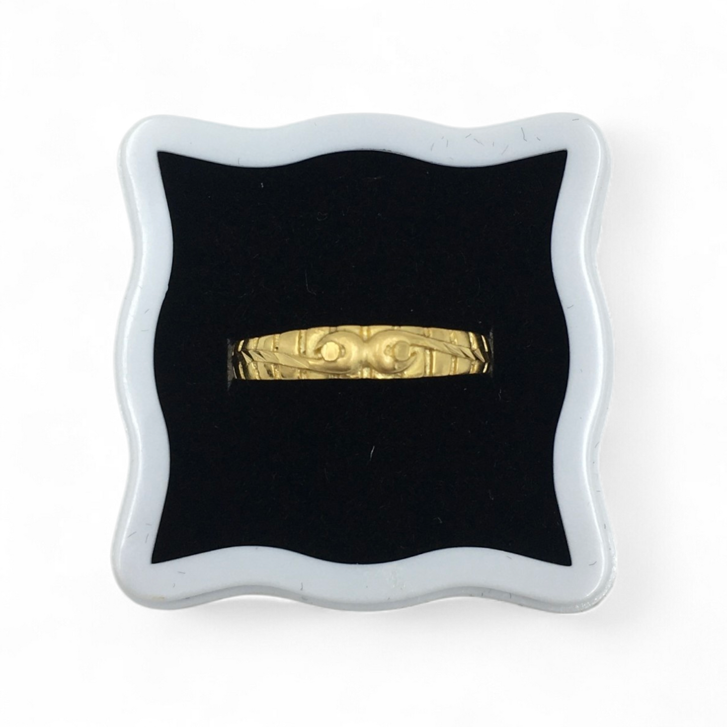CLASSIC MINIMAL GOLD BAND LADIES RING