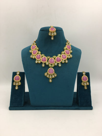 ISABELLE KUNDAN NECKLACE SET