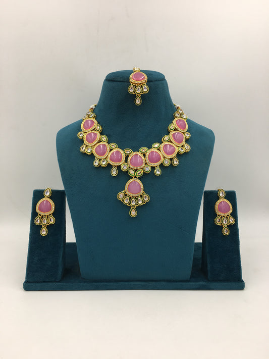 ISABELLE KUNDAN NECKLACE SET