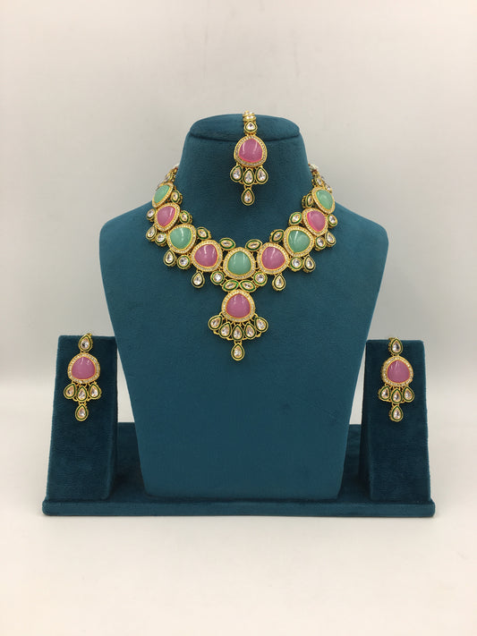 AVELINE KUNDAN NECKLACE SET