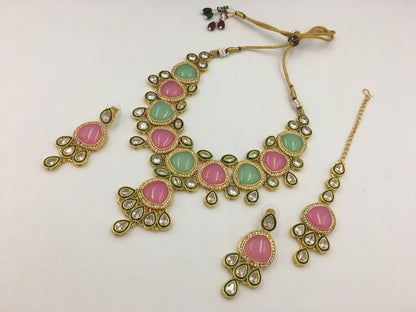 AVELINE KUNDAN NECKLACE SET