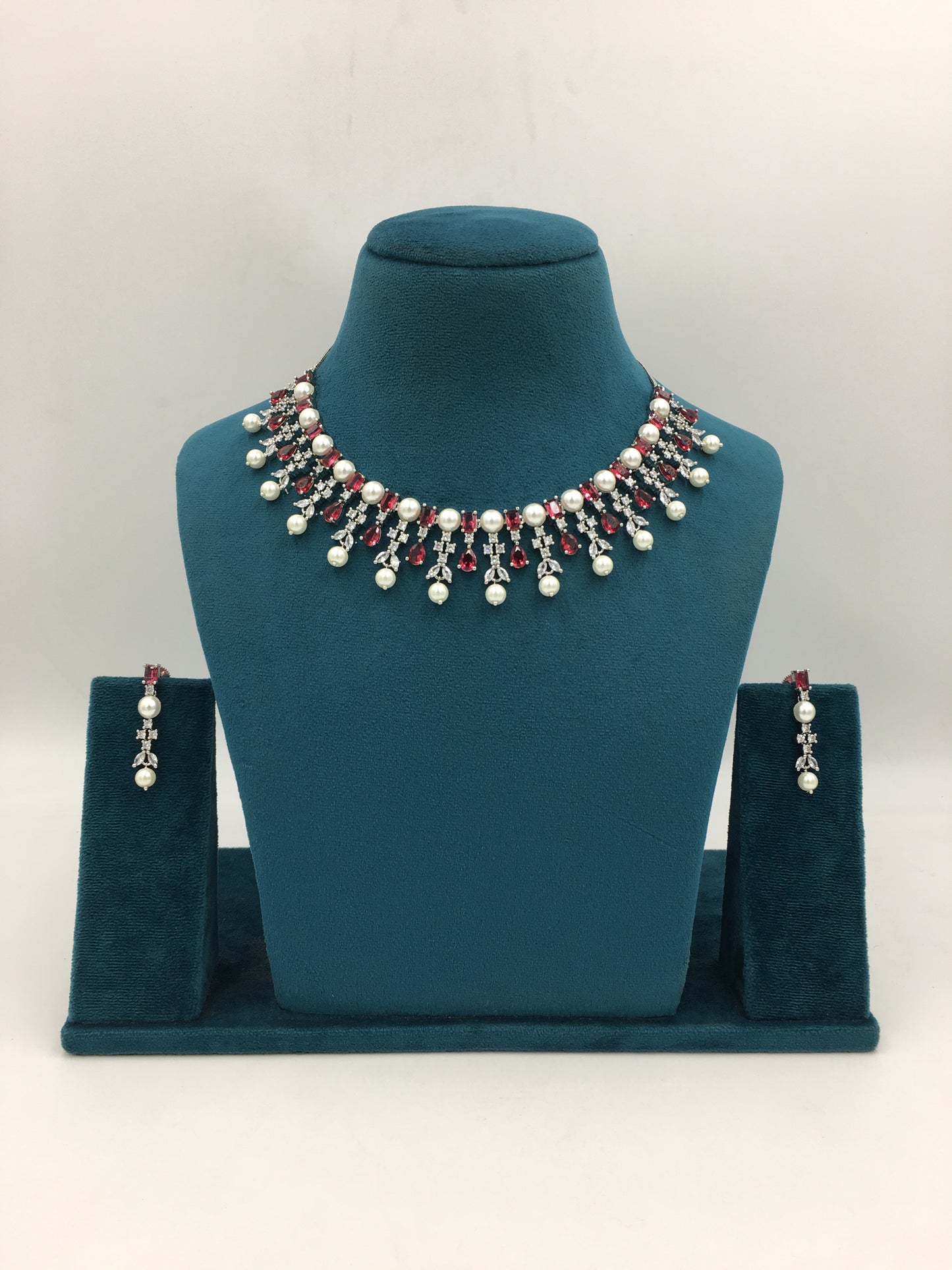 TAITANA AD NECKLACE SET