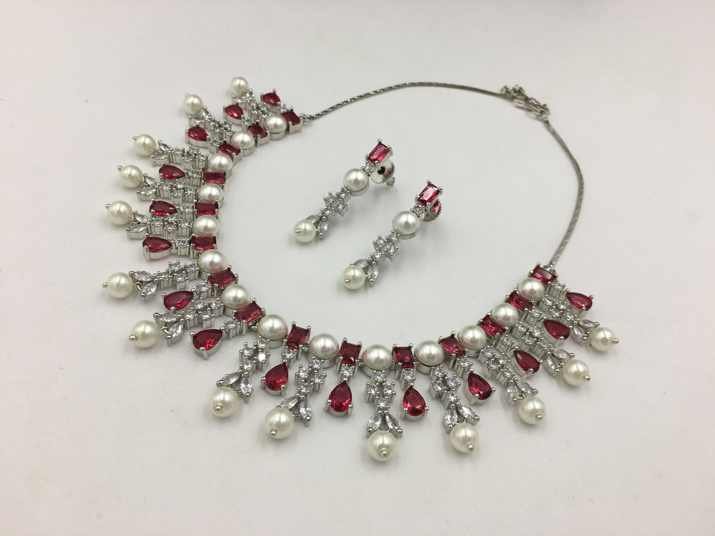 TAITANA AD NECKLACE SET
