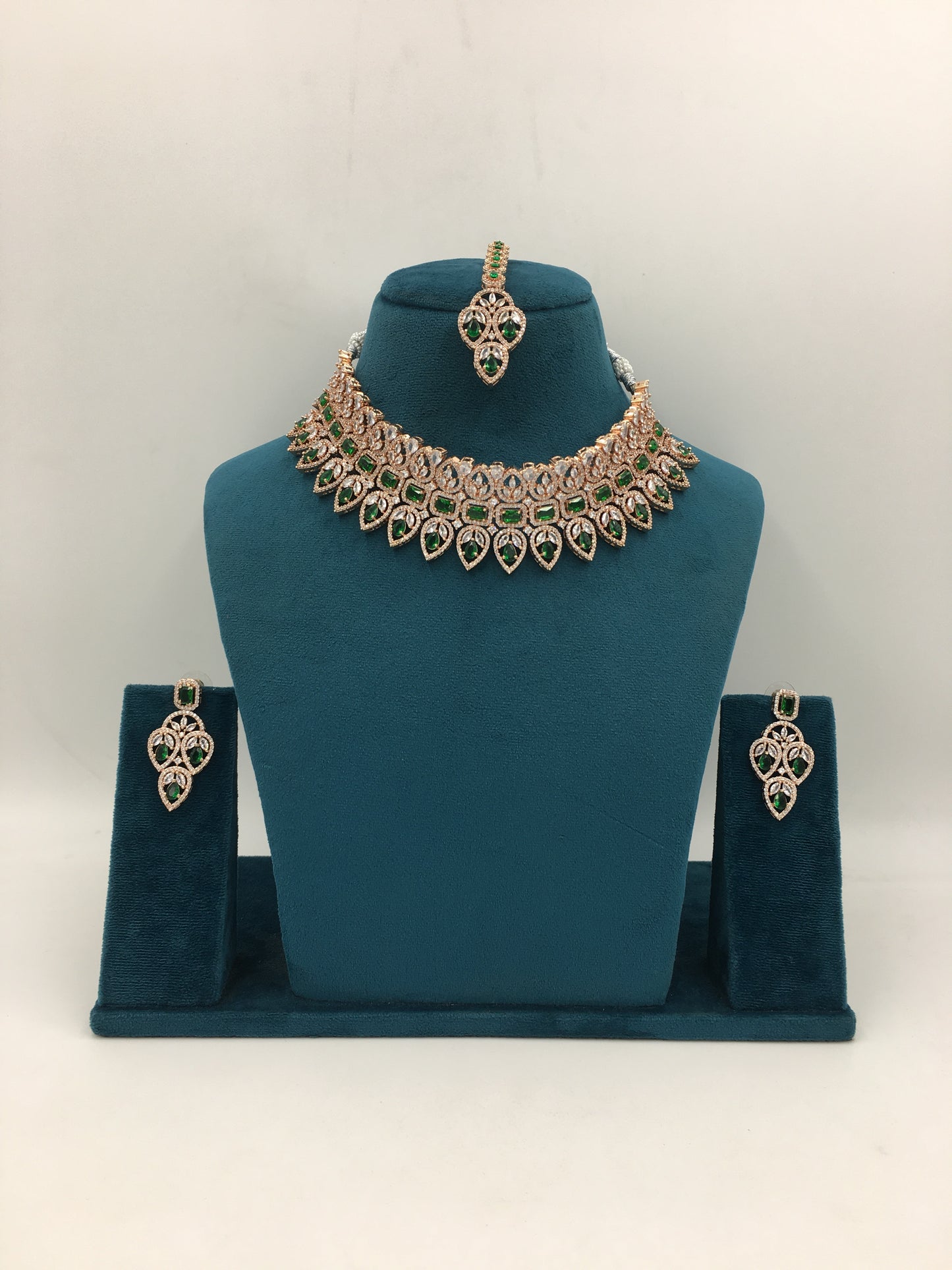 JULIANA AD NECKLACE SET