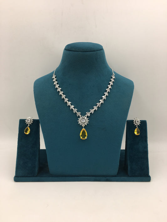 IVY AD NECKLACE SET