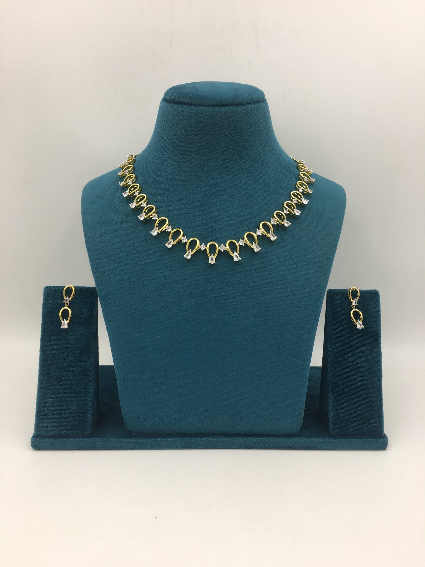 AURELIA AD NEKLACE SET