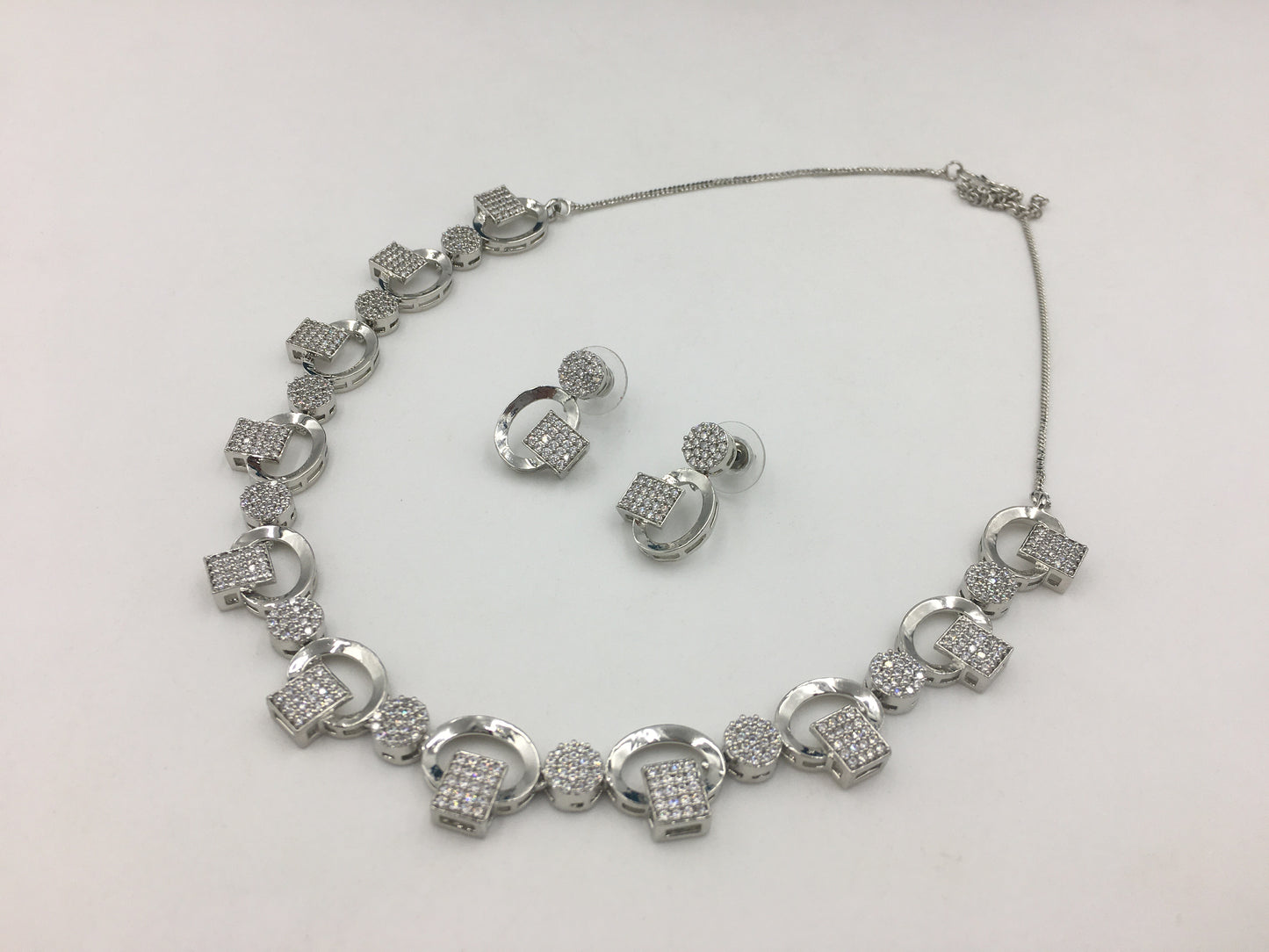 CLARA AD NECKLACE SET