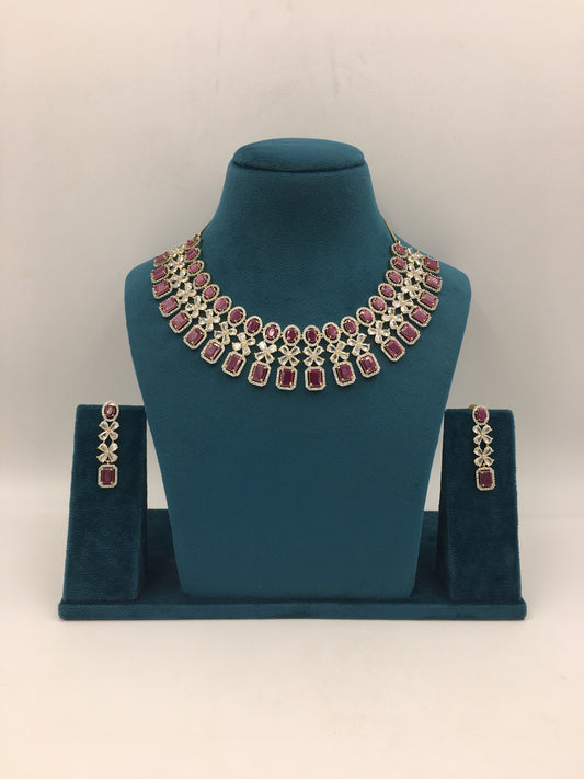 IVY AD NECKLACE SET