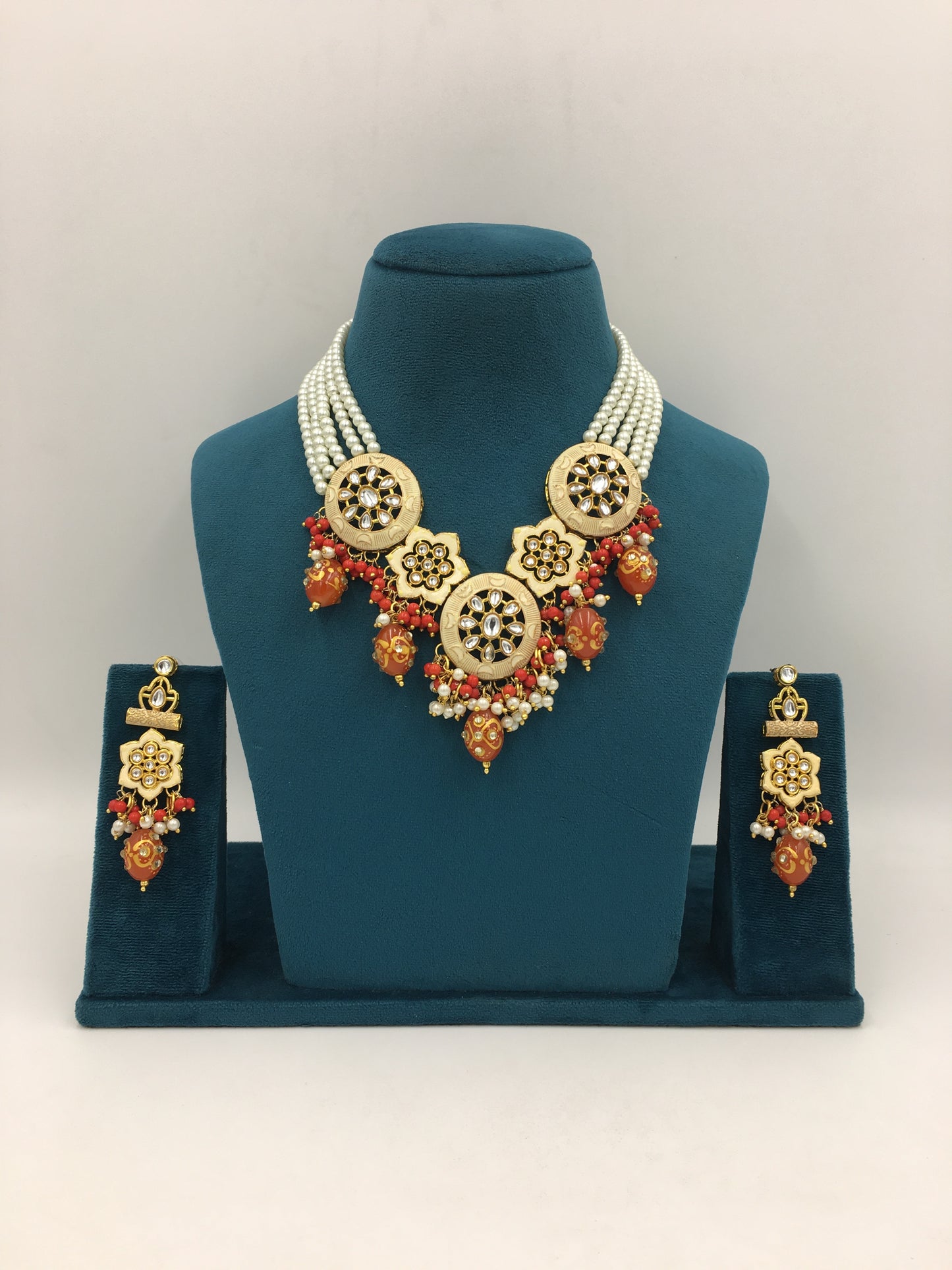 ELOWEN KUNDAN NECKLACE SET