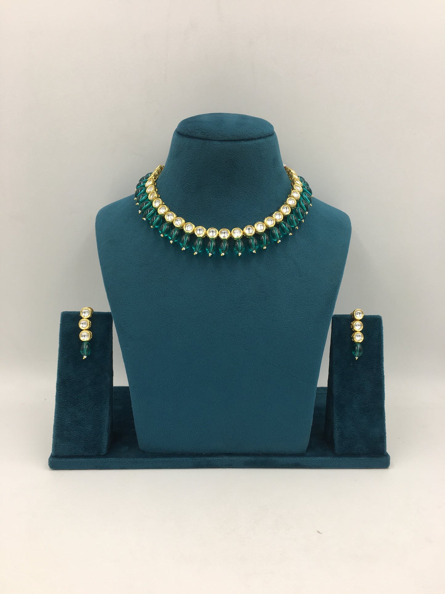 SCAELETT KUNDAN NECKLACE SET
