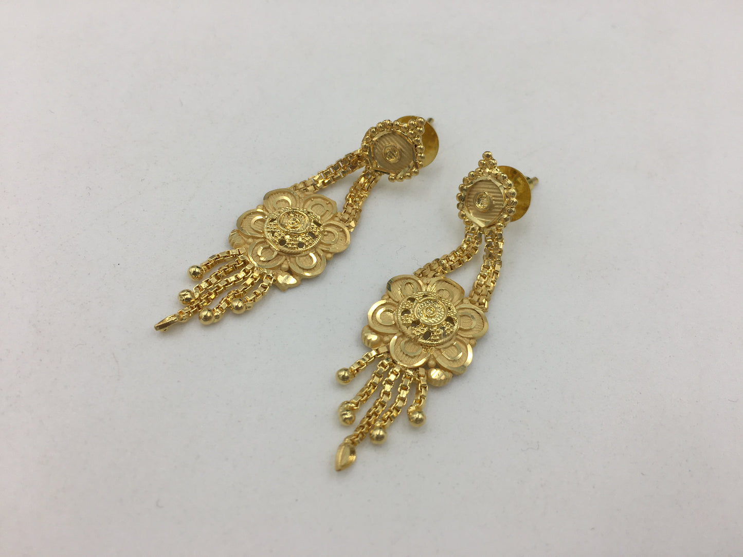 MEGHANA FORMING NECKLACE SET