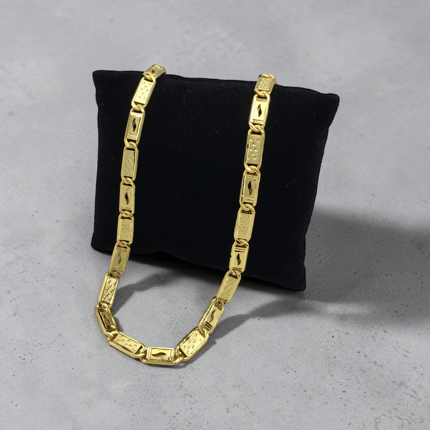 CIRCULAR TEXTURE MEN’S CHAIN