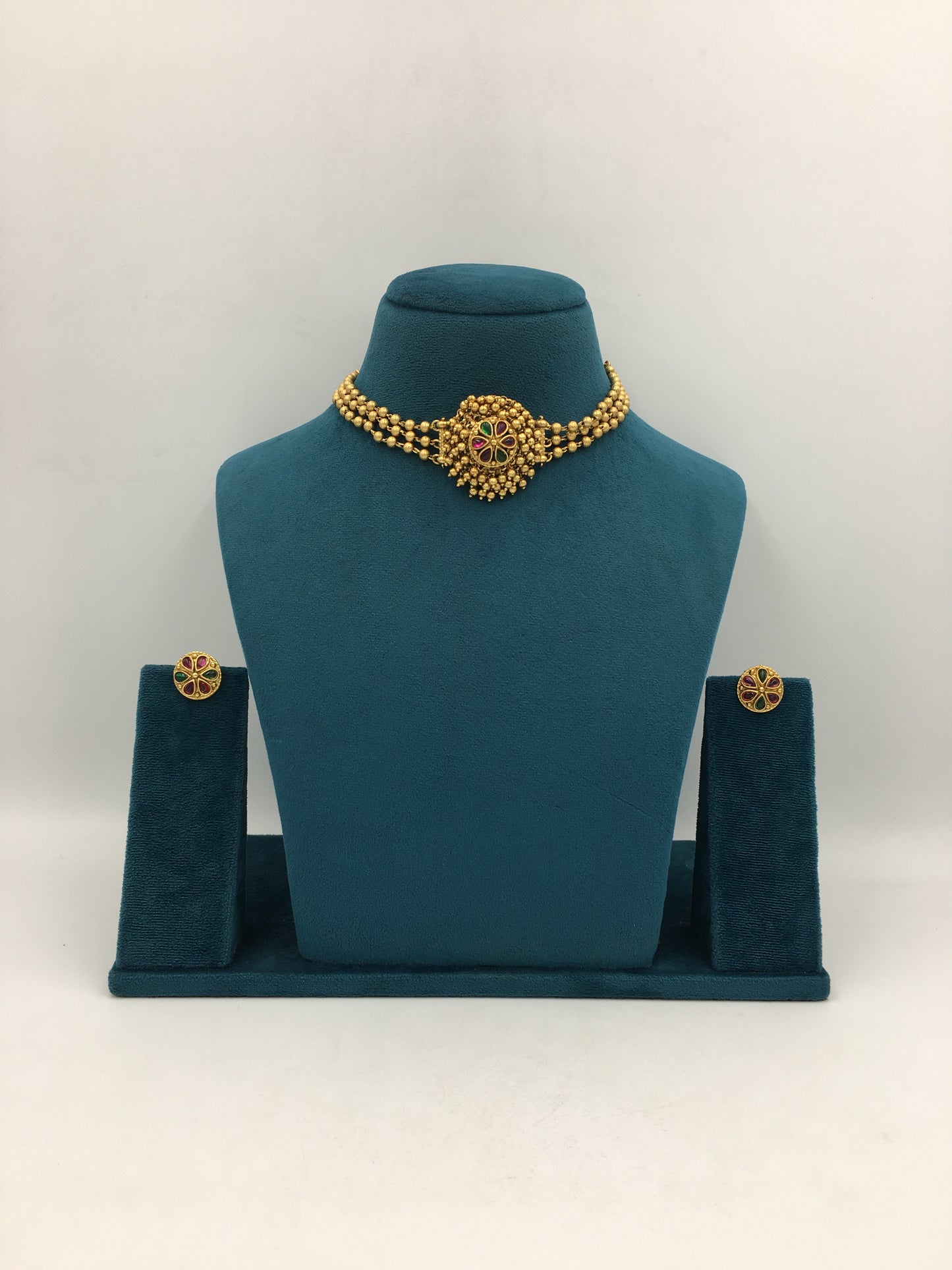 GARGEE GOLDEN NECKLACE SET