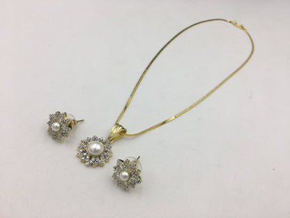 EMMELINE AD CHAIN PENDANT