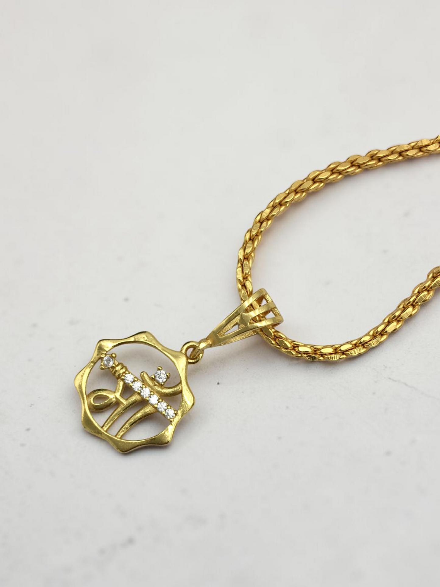 MAA MICRO GOLD PLATED PENDANT CHAIN