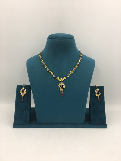 ELEANOR AD CHAIN PENDANT