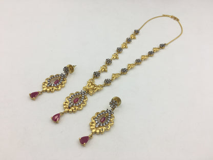 ELEANOR AD CHAIN PENDANT