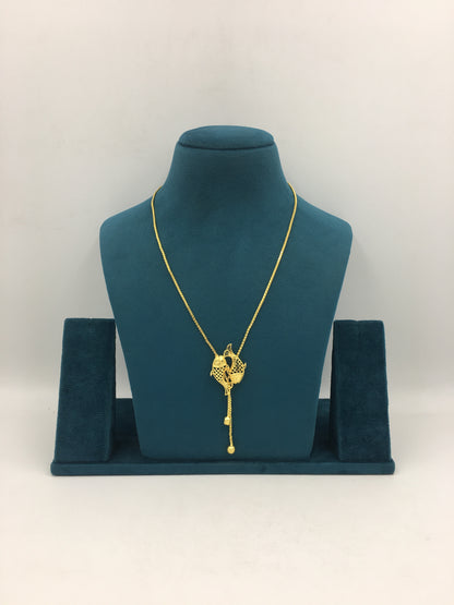 EVADNE FORMING CHAIN PENDANT