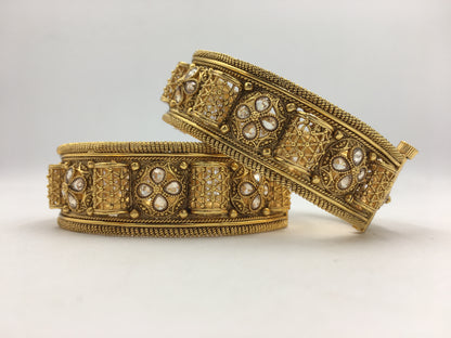 KEERTHANA RAJWADI BRASS BANGLES