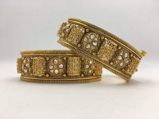 KEERTHANA RAJWADI BRASS BANGLES