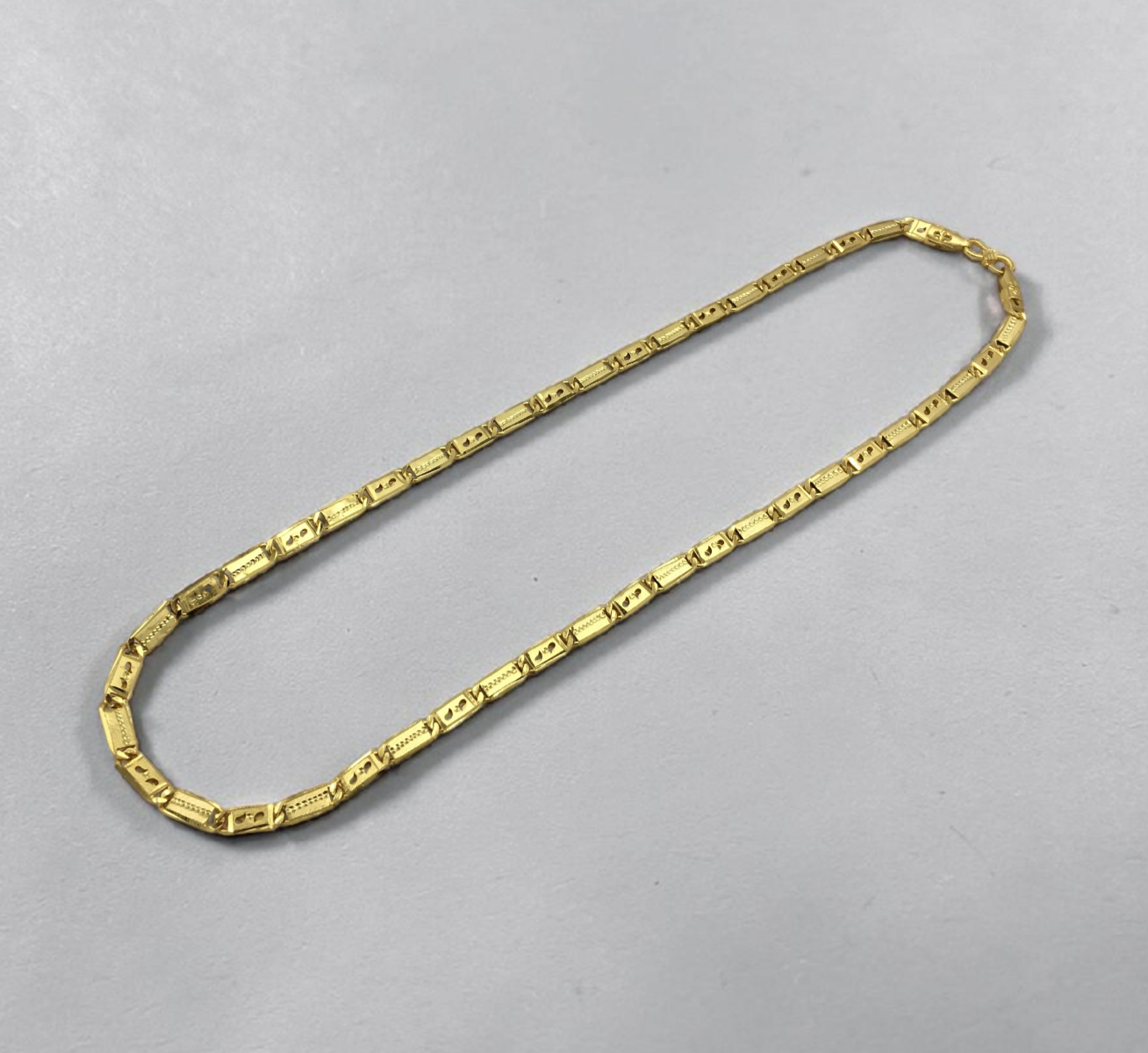 LUXE RECTANGULAR LINK MEN’S CHAIN