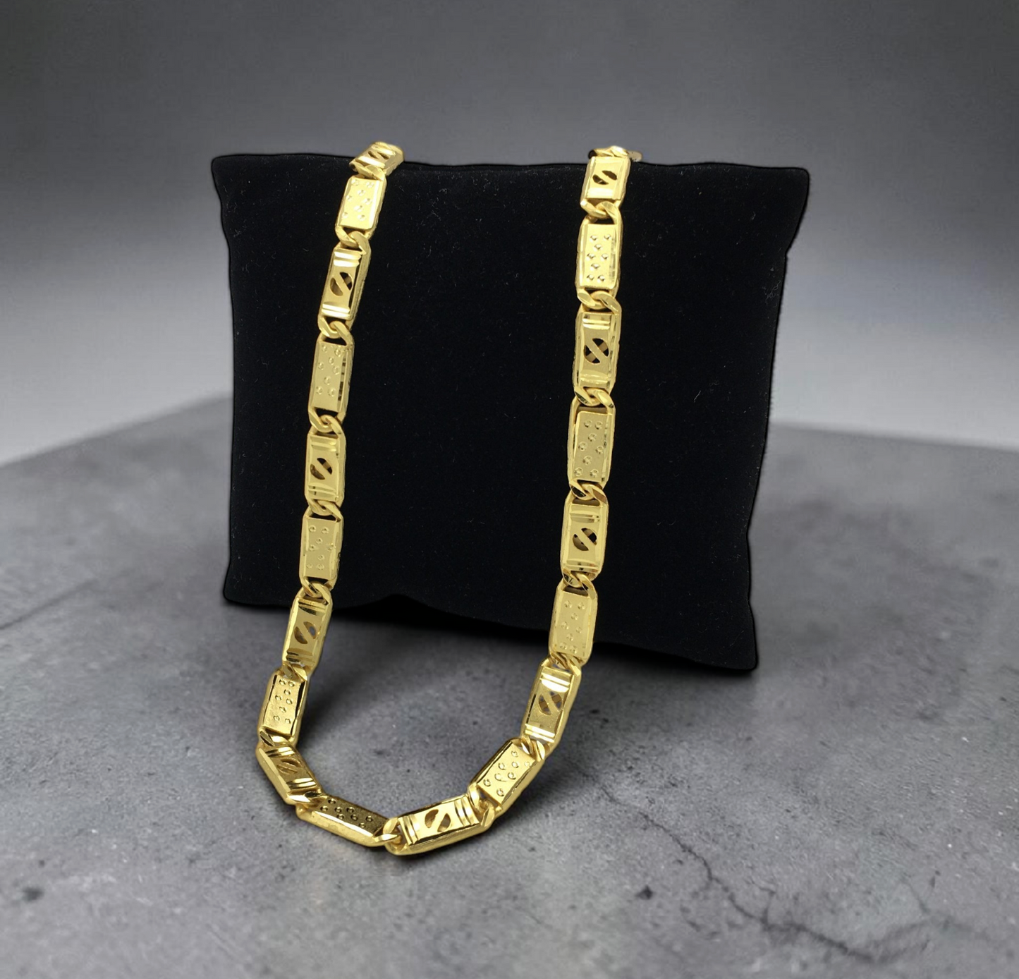 MODERN CUT PATTERN MEN’S GOLD CHAIN