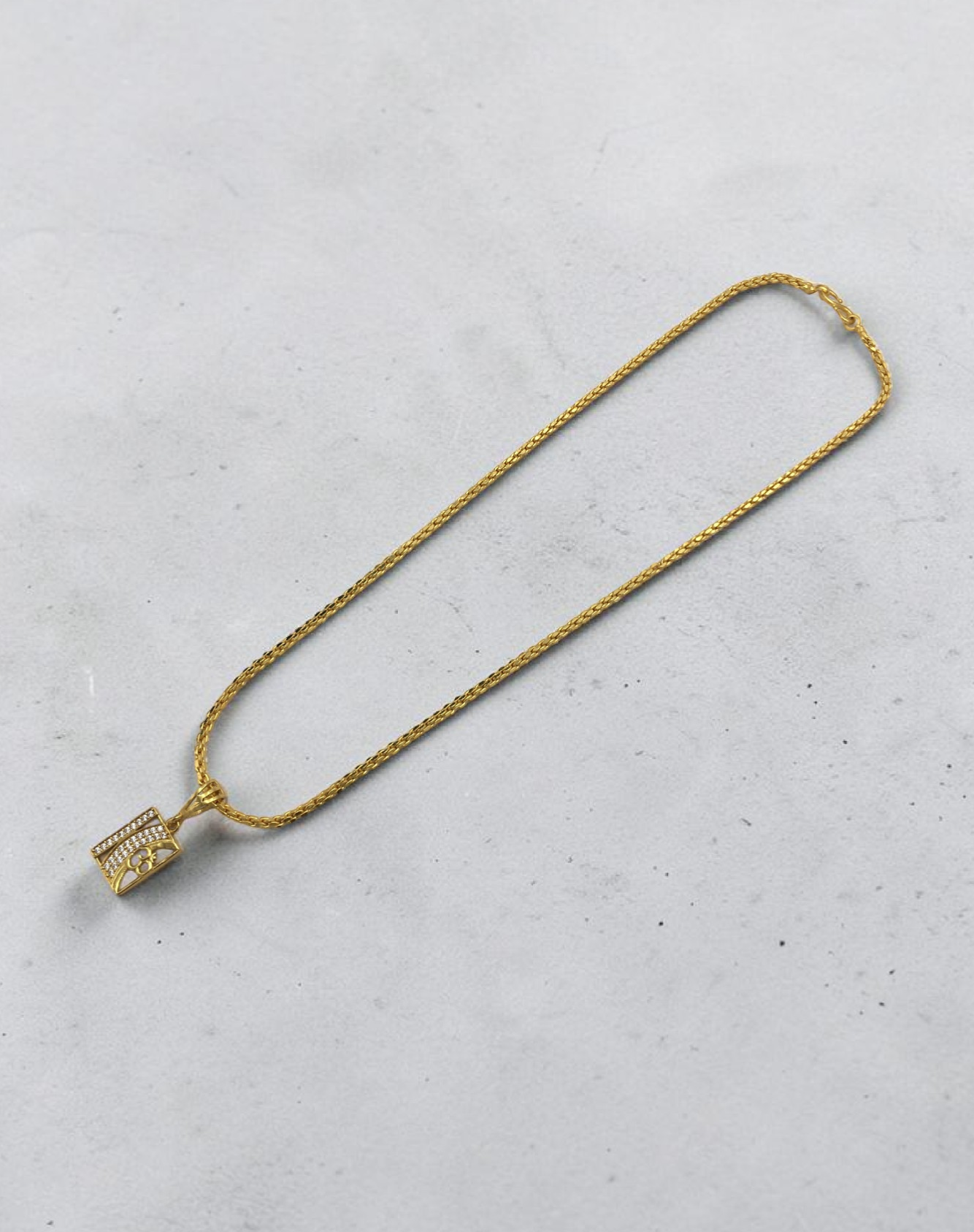 OM SYMBOL MICRO GOLD PLATED PENDANT CHAIN