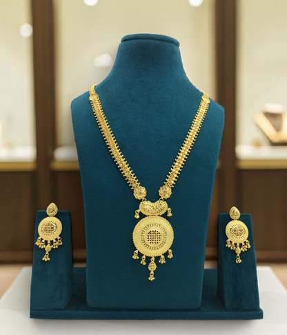 AARAVI FORMING LONG NECKLACE SET