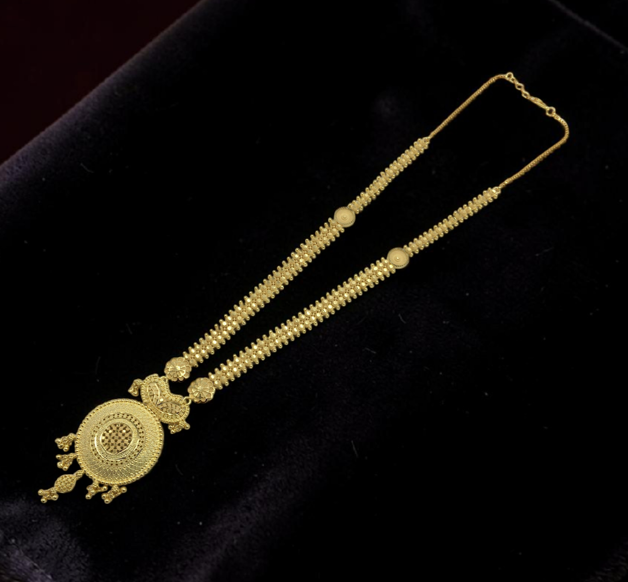 AARAVI FORMING LONG NECKLACE SET
