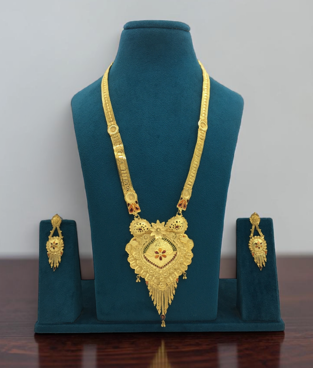 RAHA FORMING NECKLACE SET