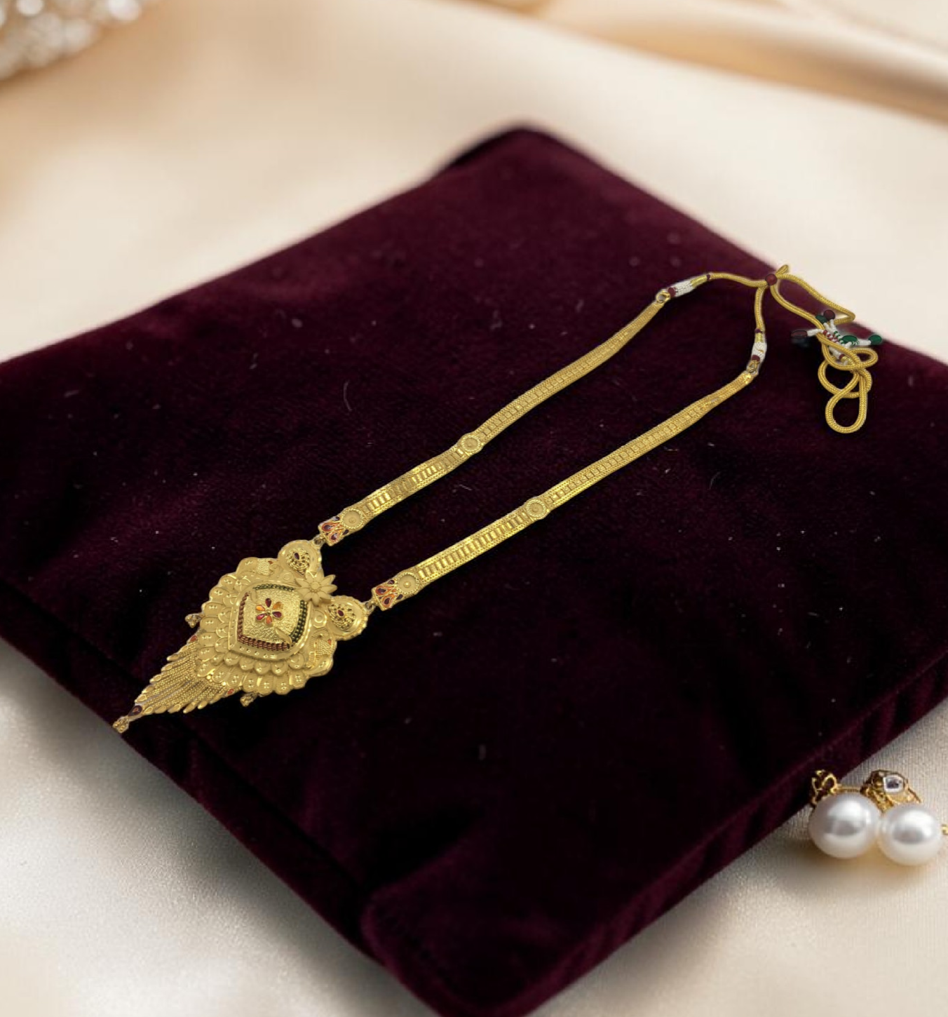 RAHA FORMING NECKLACE SET
