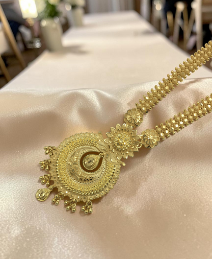 RUHI FORMING NECKLACE SET