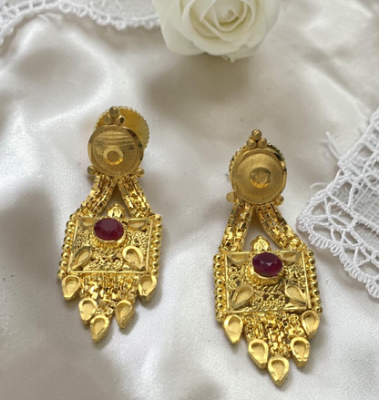 ISHANVI FORMING NECKLACE SET
