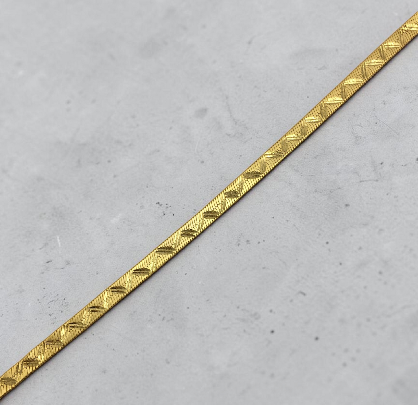 SIGNATURE TEXTURE MICRO GOLD PLATED BRACELET FOR MEN | PREMIUM BRASS MEN'S BRACELET