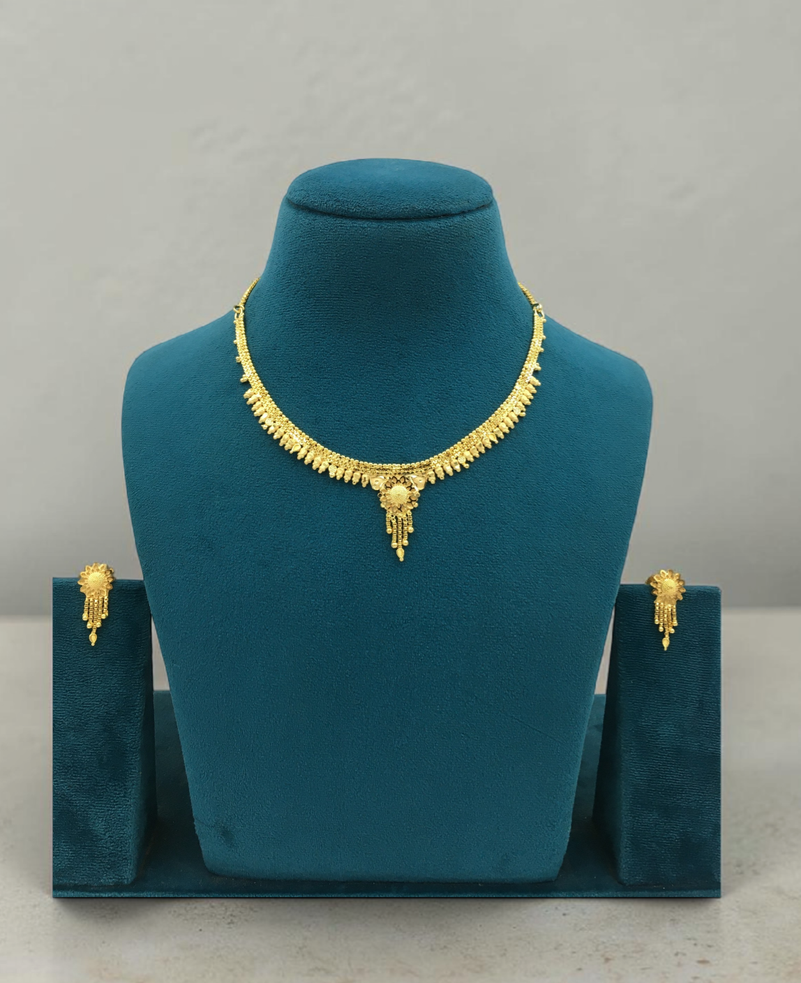 RAJVI PANKHURI ONE GRAM FORMING SHORT NECKLACE SET WITH EARRINGS FOR WOMEN | TRADITIONAL GOLD FINISH JEWELLERY
