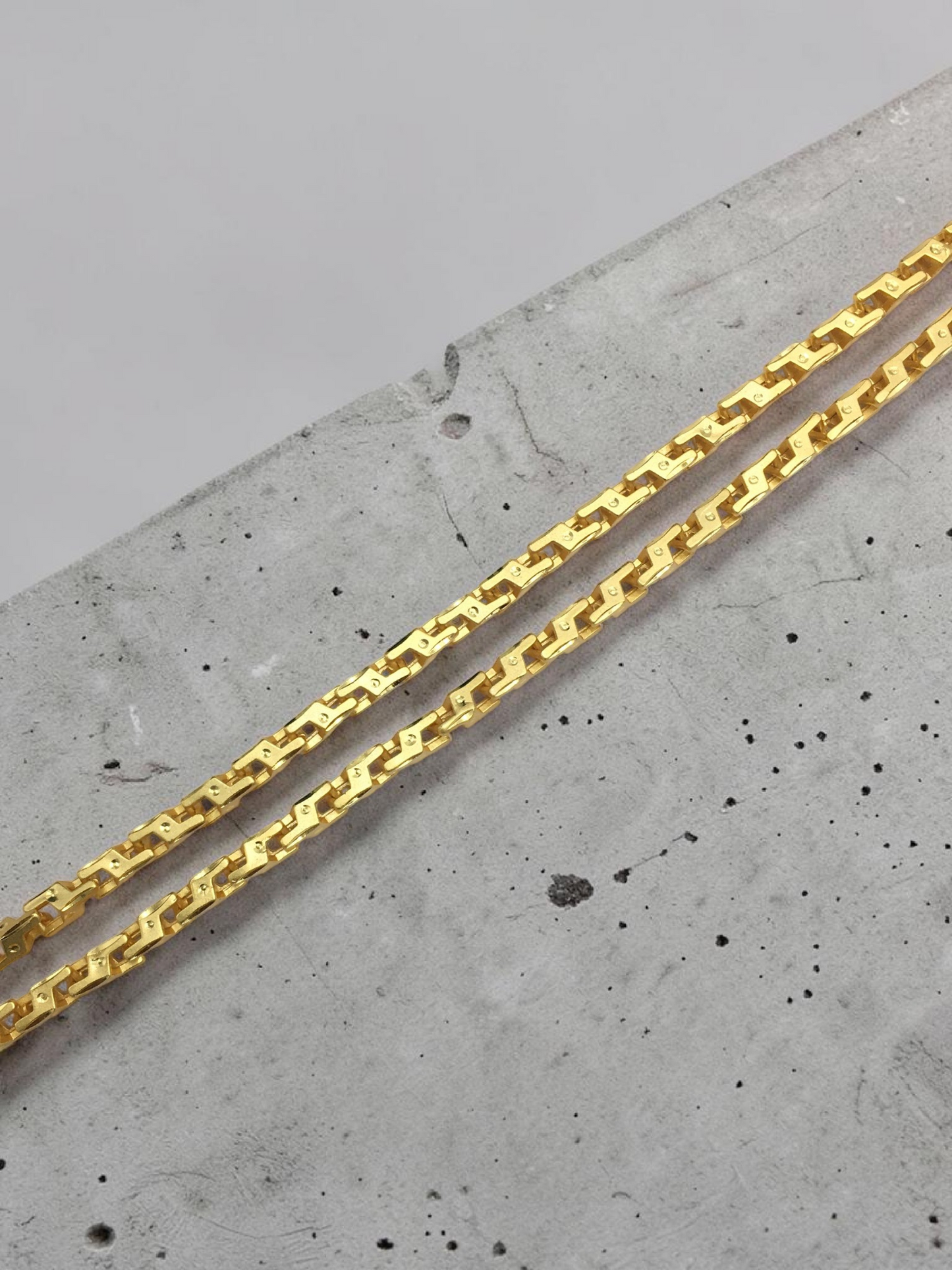 PREMIUM GEOMETRIC LINK MEN’S CHAIN