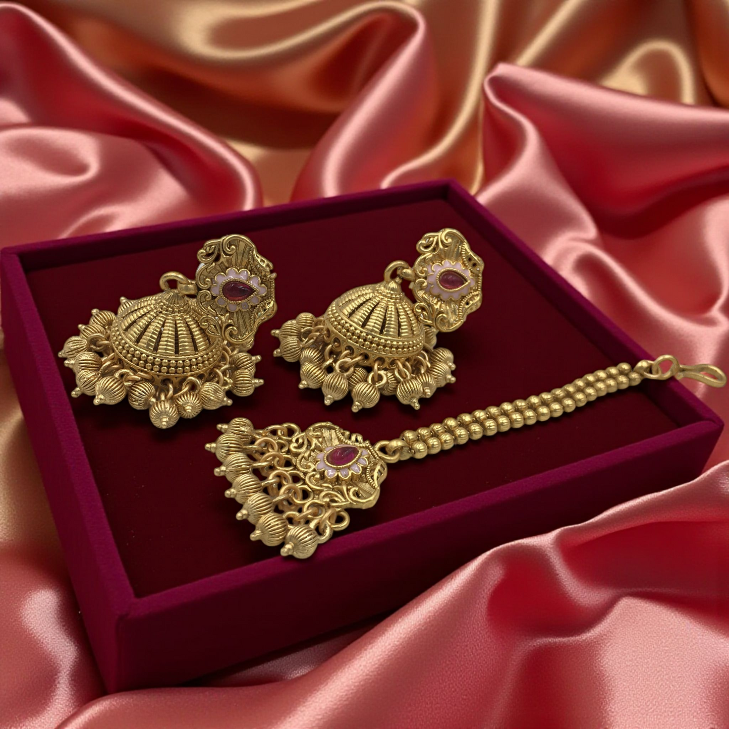 ALINA BRASS NECKLACE SET