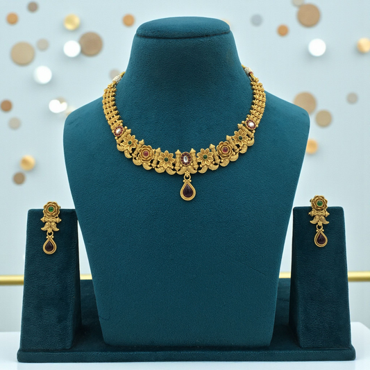 SOPHIA BRASS NECKLACE SET