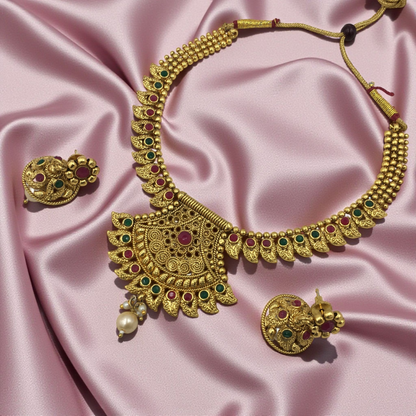 PRANUSHA BRASS NECKLACE SET