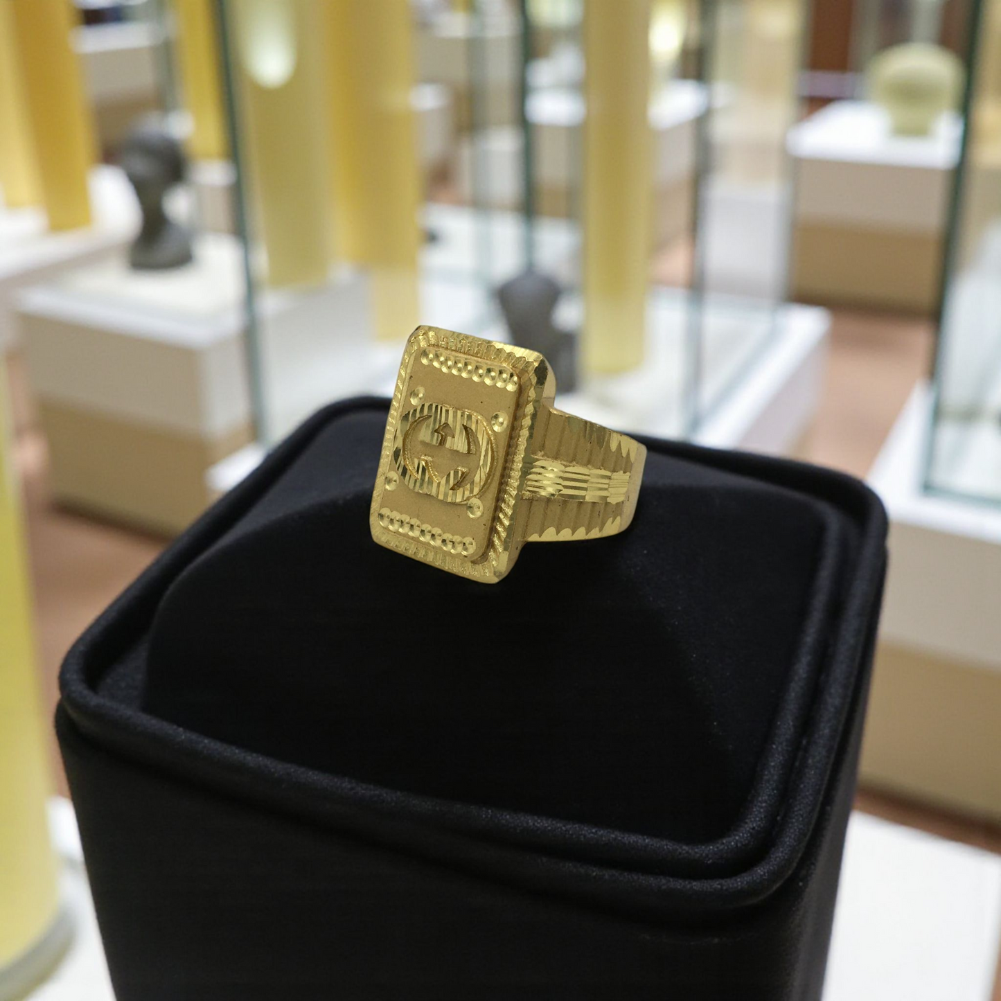 VIVAAN  MICRO GOLD PLATED RING