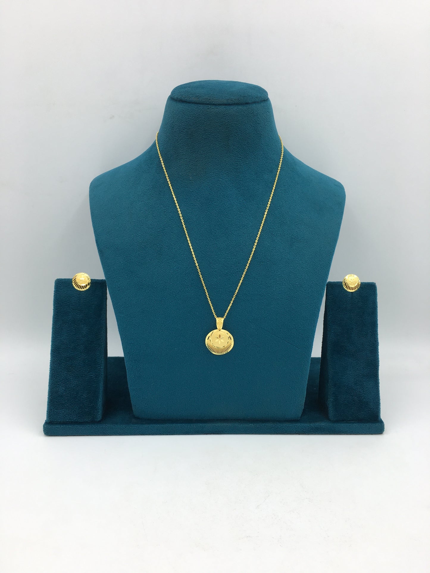 SHIVANYA 1 GRAM FORMING CHAIN PENDANT