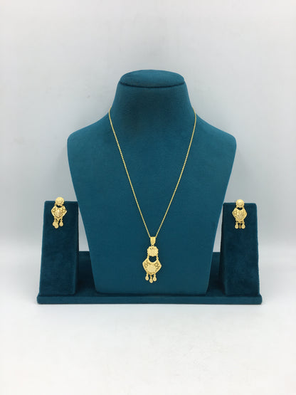 MISHKA 1 GRAM FORMING CHAIN PENDANT