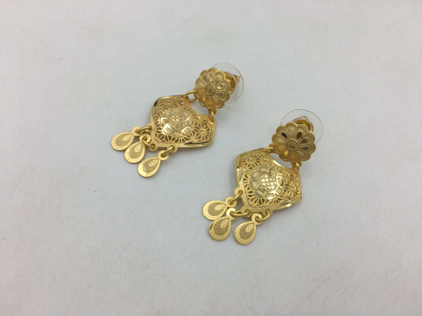 MISHKA 1 GRAM FORMING CHAIN PENDANT