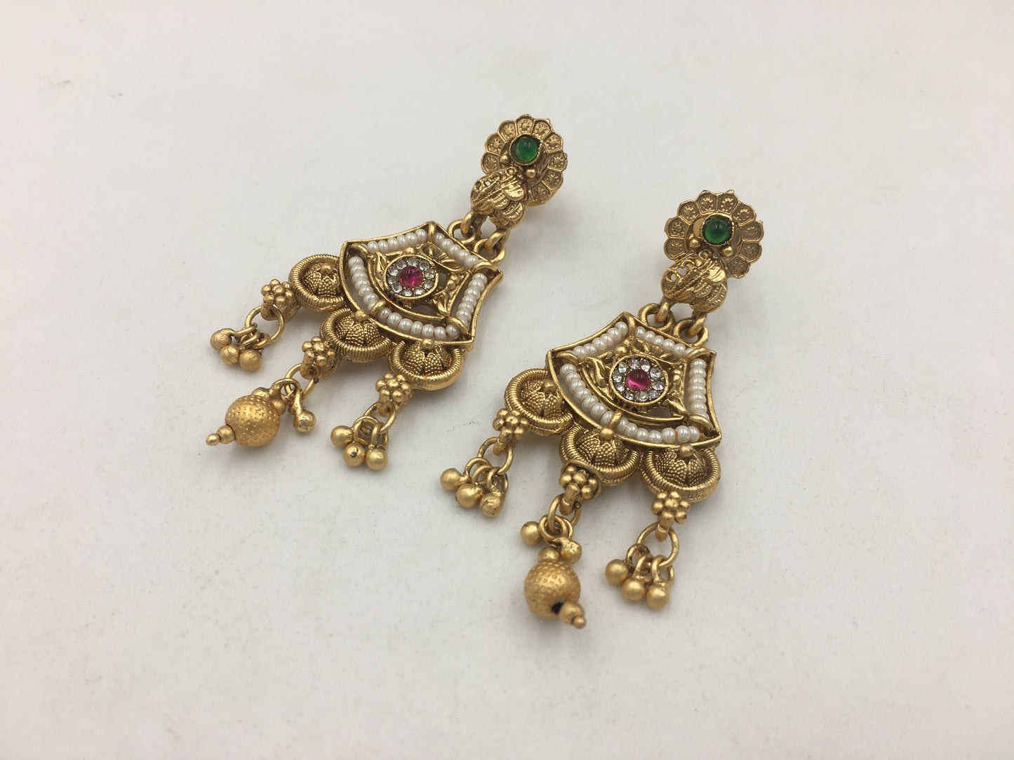 PRAMILA MAZAK NECKLACE SET