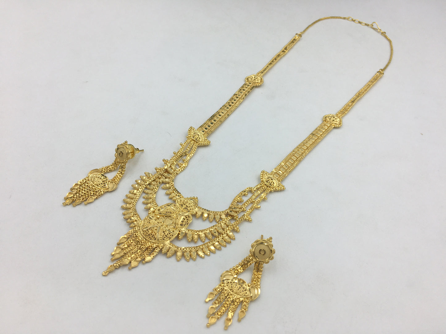 CHINMAYI FORMING NECKLACE SET