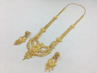 CHINMAYI FORMING NECKLACE SET